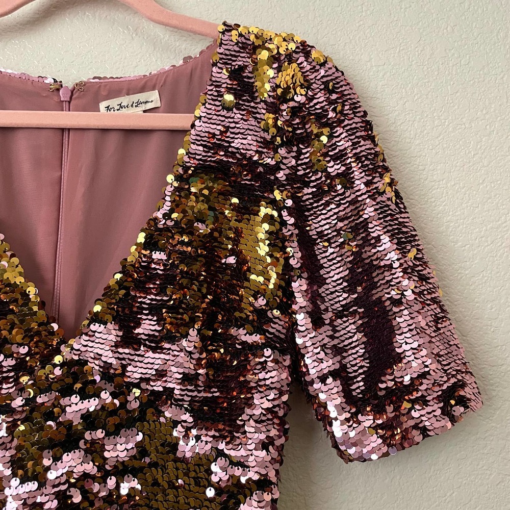 For Love & Lemons Dress Womens Small Rose Gold Mini Sequins Sparkly V-Neck Party - Picture 7 of 14